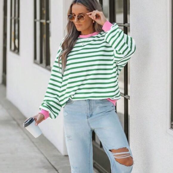 Oversized crew neck Green and White Sweatshirt with Pink Accents- NWOT size S - Picture 8 of 15